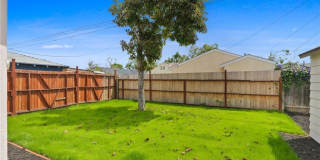 4232 Walnut Gallery 19