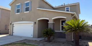 Beautiful 4 Bedroom, 2.5 Bathroom Home for Rent Gallery 1