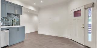 207 3rd Street Gallery 18