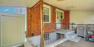 7114 GREENWOOD Avenue Gallery 21