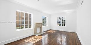 1545 Meridian Ave Gallery 39