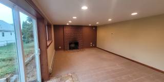 348 W Colorado St Gallery 11
