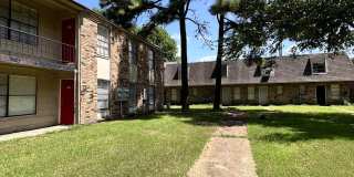 2400 Goodwin Avenue - Building 2 Gallery 20
