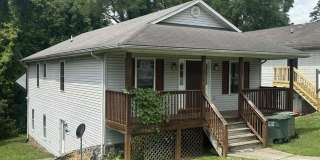 691 Lee Street Gallery 1