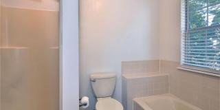 1596 Winthrope Drive Gallery 23