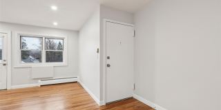 16 Francis Avenue Gallery 4