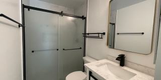 Light and Bright 3 Bedroom 2 Bath Oceanside Home! Gallery 11
