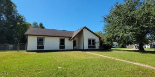 527 Raintree Circle Gallery 3