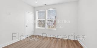 698 S 22nd St Gallery 23