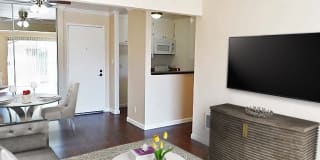 Hillside Village Apartments Gallery 1