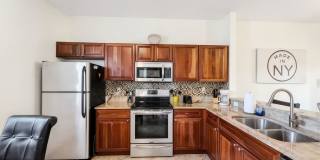 Beautifully furnished 2BR/2BA first-floor condo Gallery 9