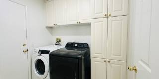 Spacious 4 Bedroom with Loft in Loma Linda Gallery 20