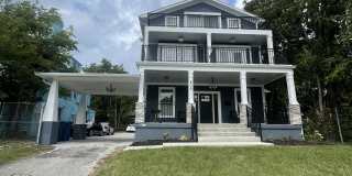 806 E 38th St, 3 Gallery 4