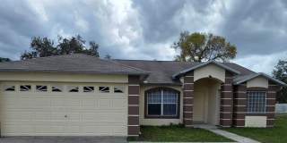 Spacious 3BR/2BA Home with Screened Patio and 2-Car Garage Gallery 1