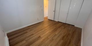 Stunning 2 Bed, 1 Bath w/ Laundry & AC in Lincoln Heights! Stunning 2 Bed, 1 Bath w/ Laundry & AC in Lincoln Heights! Gallery 17