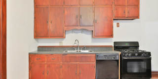 Large 5 Bedroom North Campus Townhouse - 1st house from High Street Gallery 4