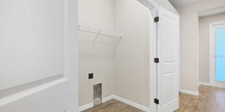 5605 KINGSLEY CORNER WAY Gallery 12