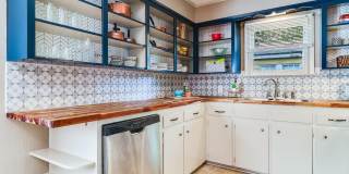 1011 W Congress Street Gallery 6