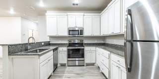 5507 Kemper Street Gallery 8