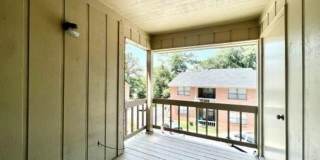 512 Lake Forest Boulevard Gallery 13