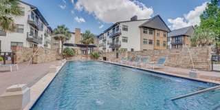 Vue Live Oak Gallery 25