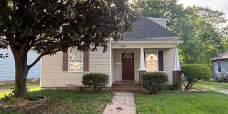 Gorgeous 3 Bed 2 Bath Home Available NOW!!! Gallery 1