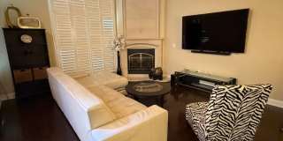 Beautiful Pavilions Condo! Gallery 3