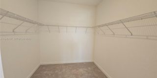 2530 SE 29th St Gallery 17