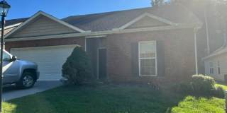 Charming One-Level 3BR/2BA House in Farragut Gallery 1