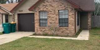 1825 Hunters Path Gallery 1