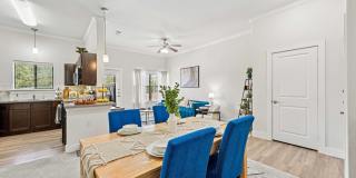 The Laurel at Vintage Park 55+ - Senior Housing Gallery 3