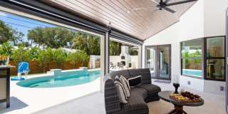 700 Holly Road Gallery 34