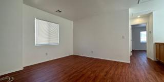 Single Family Home 3 Beds, 2.5 bath, 1 car garage Gallery 19