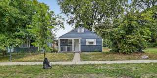 1274 West Green Street Gallery 1