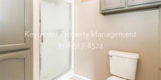 3 Bed 2 Bath South Tulsa with Pool, Jenks Schools Gallery 43