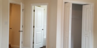 Beautiful and Modern 3 Bed 2.5 bath Home! Beautiful and Modern 3 Bed 2.5 bath Home! Gallery 13