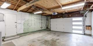 4BR/3.5BA Belmont Home with Multiple Ensuite Bedrooms, A/C & 2-Car Garage | YouTube Tour Gallery 49