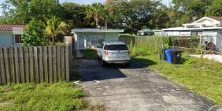 2804 SW 16 Street Gallery 17