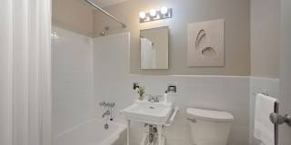 The Crestwood Gallery 11