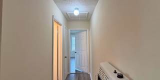 Recently renovated 1 Bedroom Duplex Ready For Move-In!! - Binghampton Gallery 4