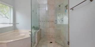 1800 Water Ridge Dr Gallery 33