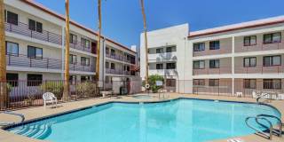 Beautifully Remodeled 1 Bedroom Condo - Close to UNLV Campus Gallery 1