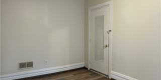 317 Stratford Ave Gallery 13