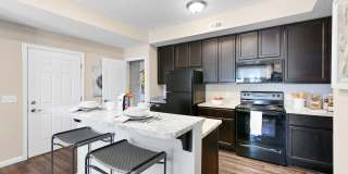 Lawndale Commons Gallery 14