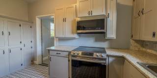 2047 N MARKET Street Gallery 9