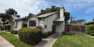 Great Townhome! Gallery 1