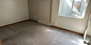 Spacious 5 Bedroom 3 Bath Home Gallery 16