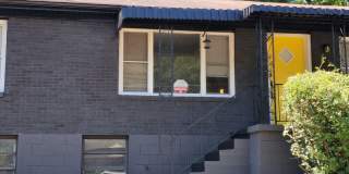 3 Bedroom Brick Ranch on Basement/5 Min Drive to Downtown Atlanta Gallery 4