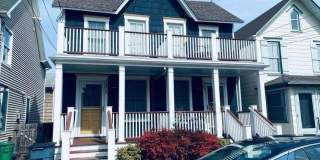 143 Mount Hermon Way unit: 1/2 Gallery 1