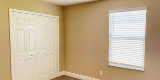 Amazing 5 bedrooms/4 full baths brand New SMART home in beautiful new Tampa community! Gallery 19